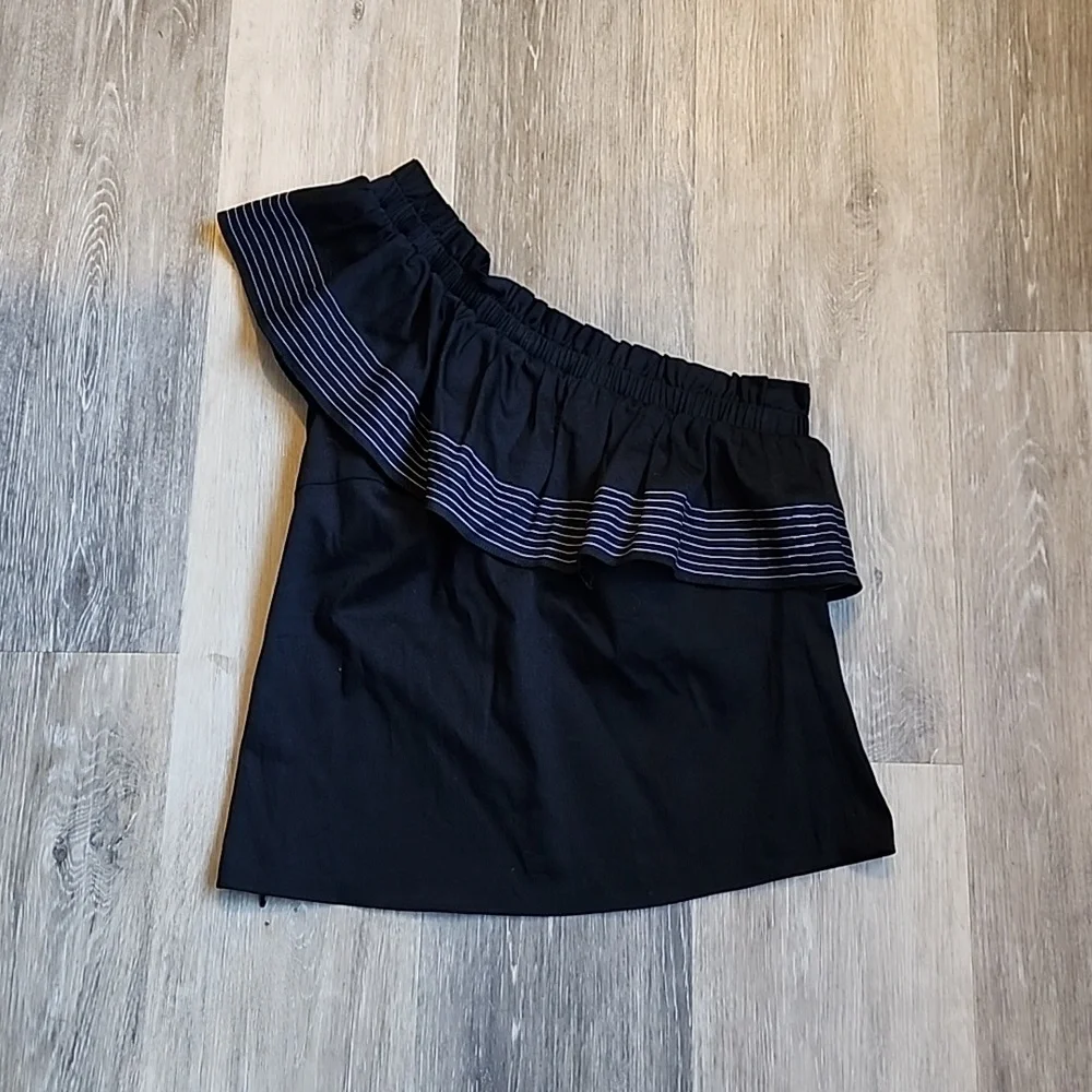 INTERMIX TOP - Picture 1 of 7